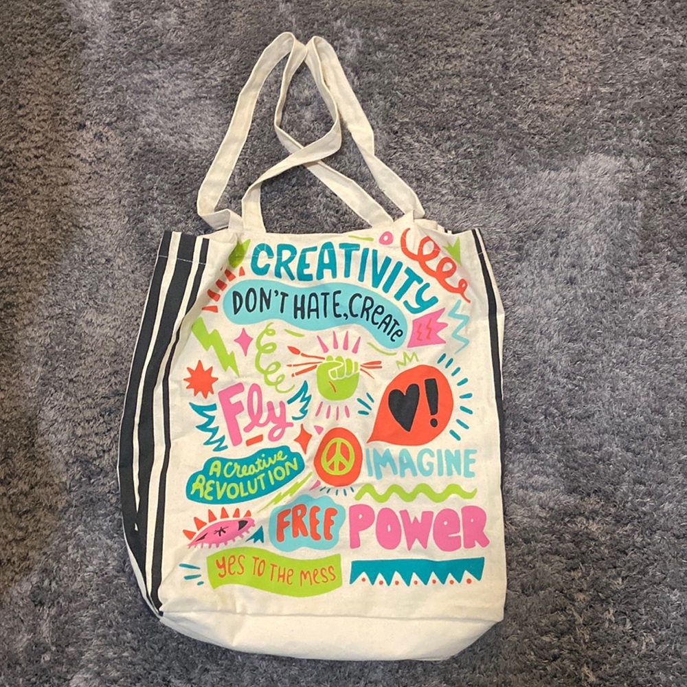 Medium bag for travel